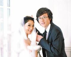 凤凰传奇玲花34岁产女 丈夫系娱乐公司老板