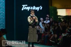 ʱ�н̸�Tony���д�����Tony&tony's�����ǳ�����ʱװ��