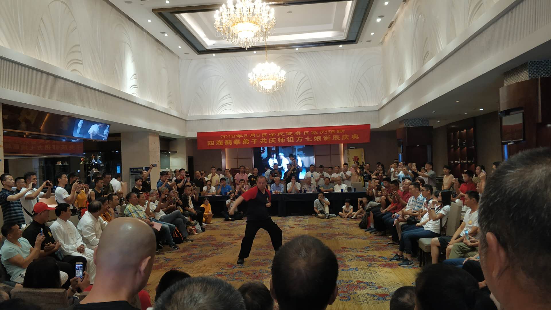 海外鹤拳弟子现场展示永春白鹤拳.jpg