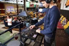 Hercules(嗨 酷 乐)发布 DJCONTROL INPULSE 500 帮助 DJ 走出卧室,开始第一场演出